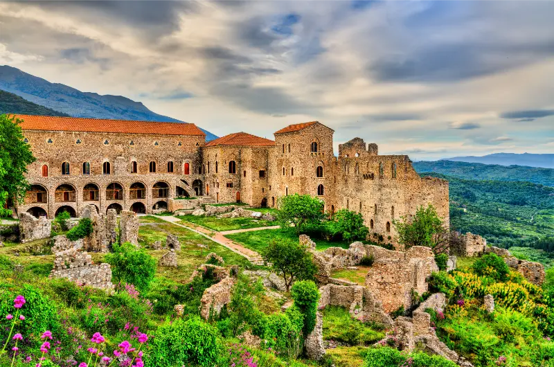 Mystras Travel Guide: Byzantine Ruins, Palaces, Churches and Visiting Tips
