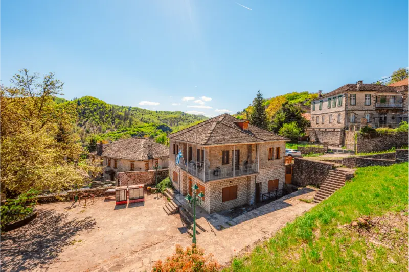 Traditionally Houses Mountains Village Kipoi Zagori Greece Near Vikos George